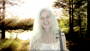 Ute Apfelstedt Passionflower is playing and singing LIVE on Insight Timer, Sunday, June 20, at 9pm CET